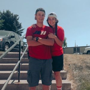 Meet your Posher, Sandy